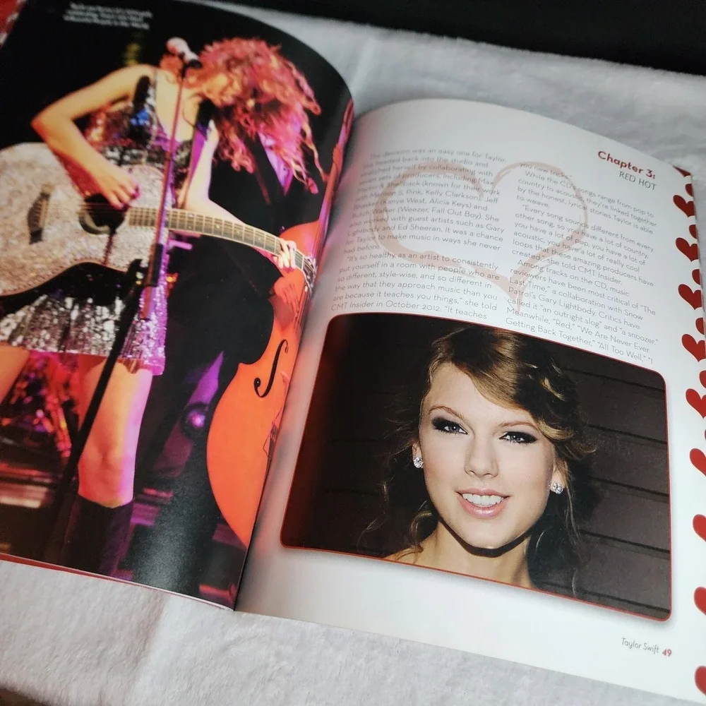 Taylor Swift : Seeing Red by Triumph Books‎ (2013, Trade Paperback)